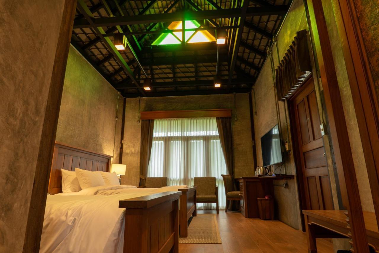 Ruean Racha Hotel Chiang Mai Exterior foto